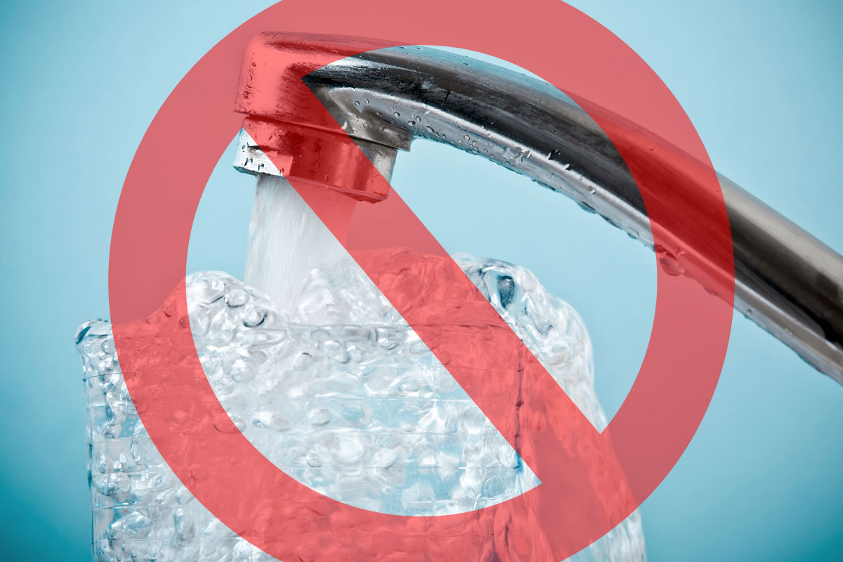 Rubinetto con simbolo del divieto